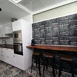 Stefi Villa
