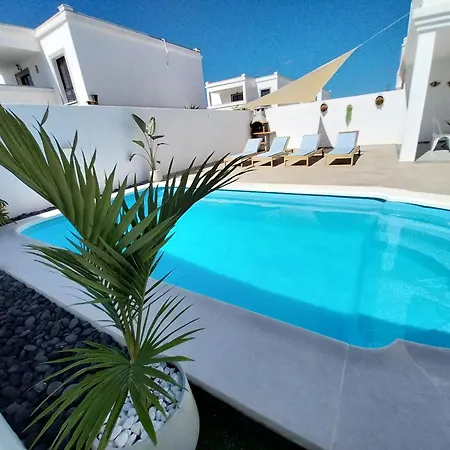 Stefi Playa Blanca